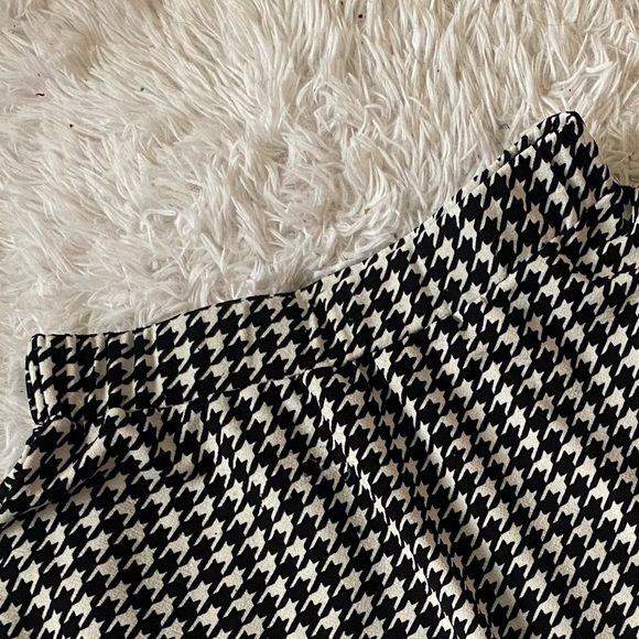 Flare Skirt 💕 - Picture 3 of 9